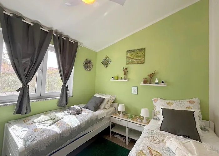 Apartment Sea View Artmare *