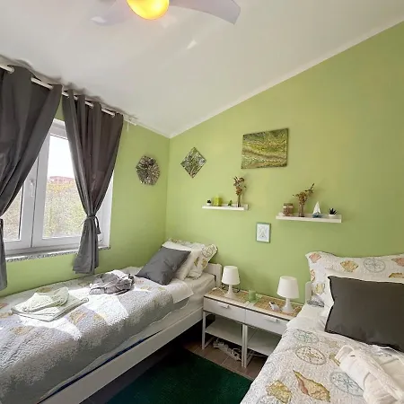 Apartman Sea View Artmare *